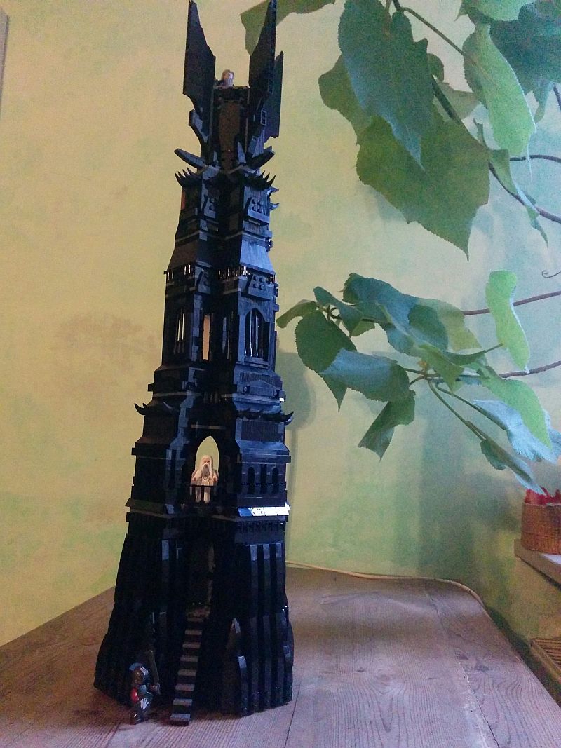 Lego Turm von Orthanc